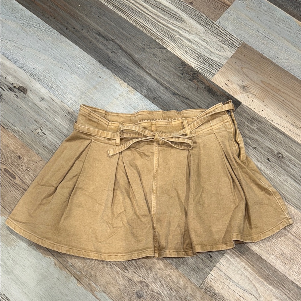 American Eagle tan Mini Skort skirt